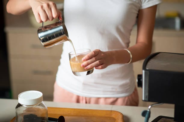 evde-kolayca-latte-hazirlama Evde Kolayca Latte Hazırlama