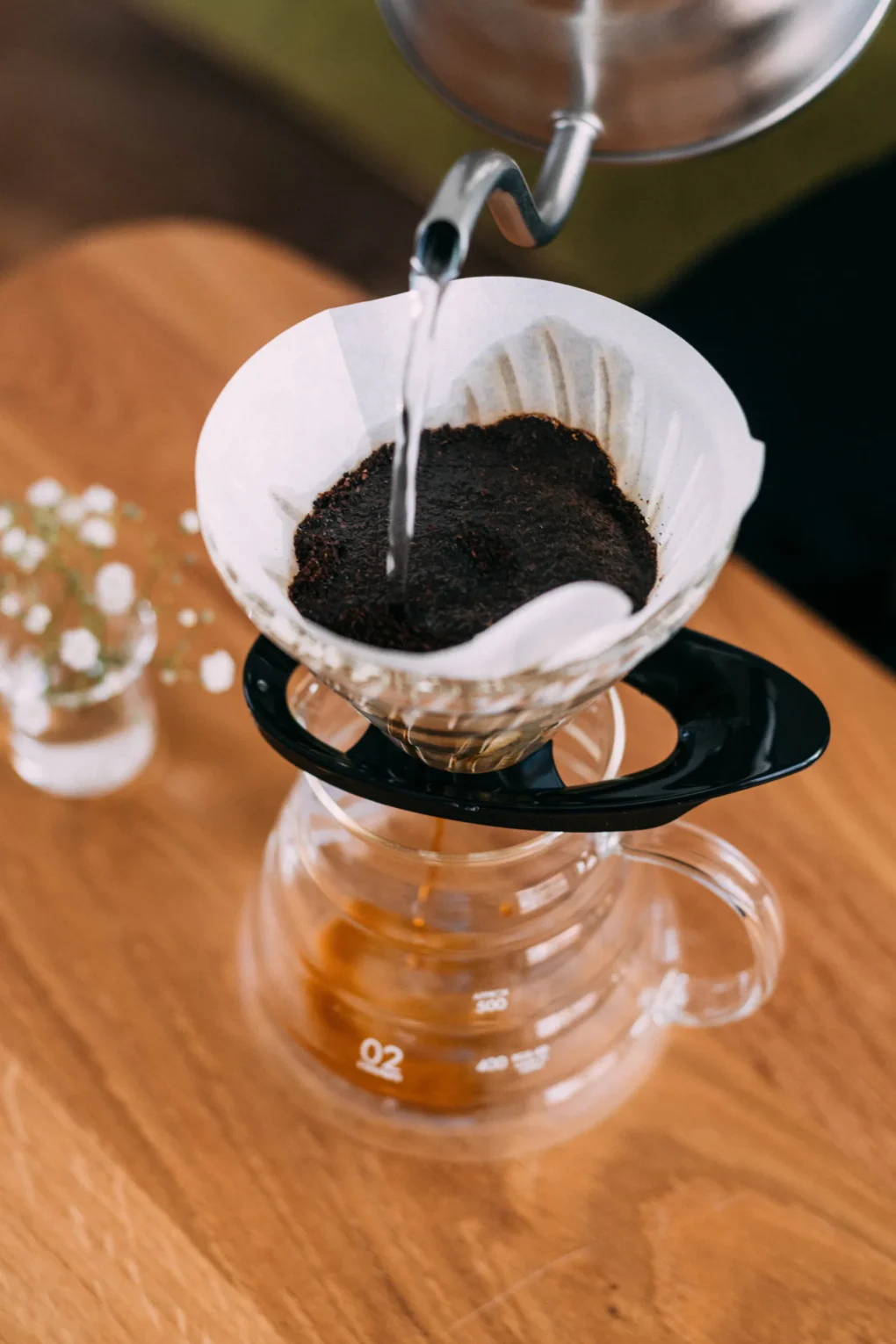 Hario V60 02 Cam Dripper (Siyah)