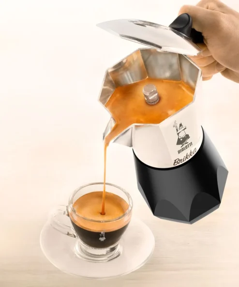 Bialetti New Brikka Moka Pot