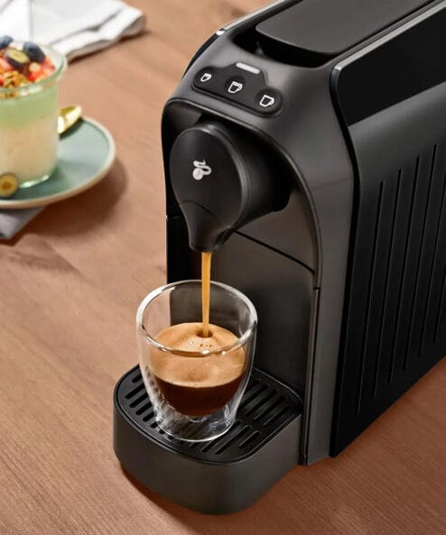 Tchibo Cafissimo Easy Siyah Kapsül Kahve Makinesi