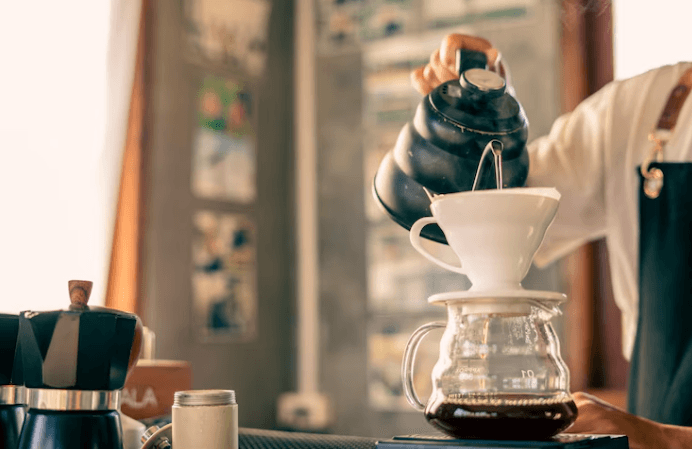 V60 filtre kahve demleme