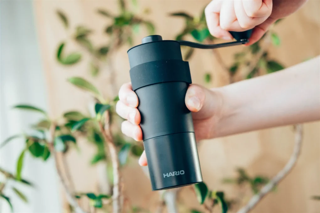 Hario Mini Black Pro Çelik Bıçaklı Kahve Değirmeni